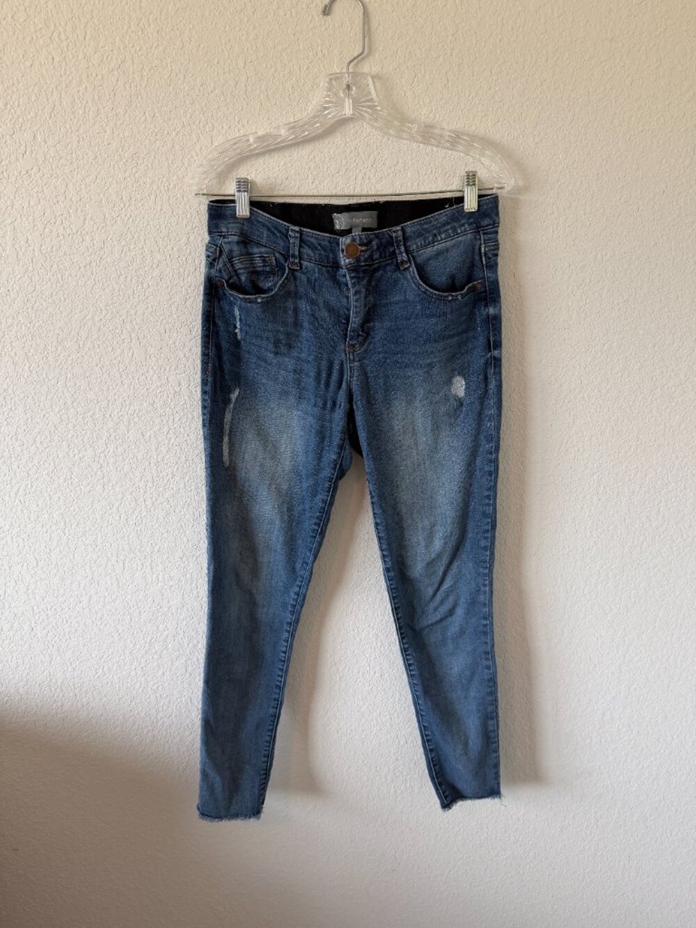 Wit & Wisdom AbSolution Slimming Denim Distressed Jeans Size 8